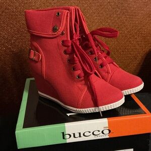 Bucco Red Canvas Lace-Up Wedges